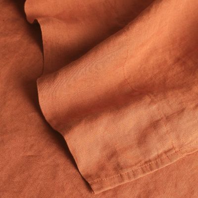 Crear un dormitorio acogedor con nuestro conjunto de toda la temporada de 100% de lino francés de piedra lavada