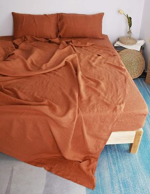 Crear un dormitorio acogedor con nuestro conjunto de toda la temporada de 100% de lino francés de piedra lavada