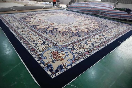 Alfombra de lana y seda de forma personalizada y de temporada 100% hecha a mano para el salón