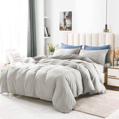 Conjunto de ropa de cama para hoteles de fibra microfibra de tamaño real en Reador para hoteles