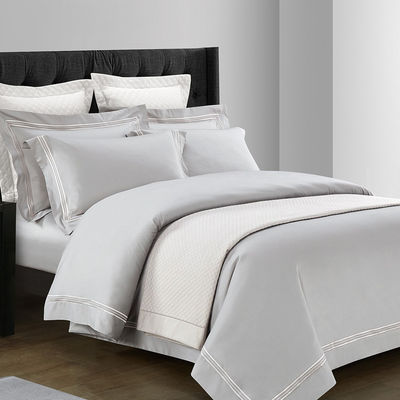 Poly Cotton Hotel Comfort Sheet Quilt Cover Cushion Set para 2,2m 7 pies de la cama